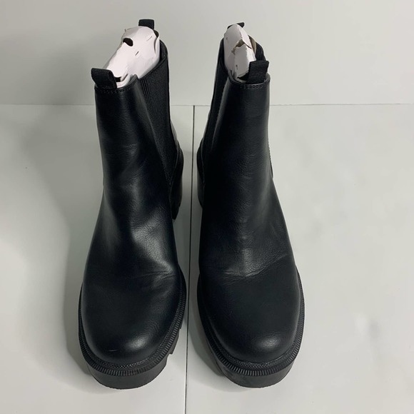 Double Gore Boots Universal Thread 